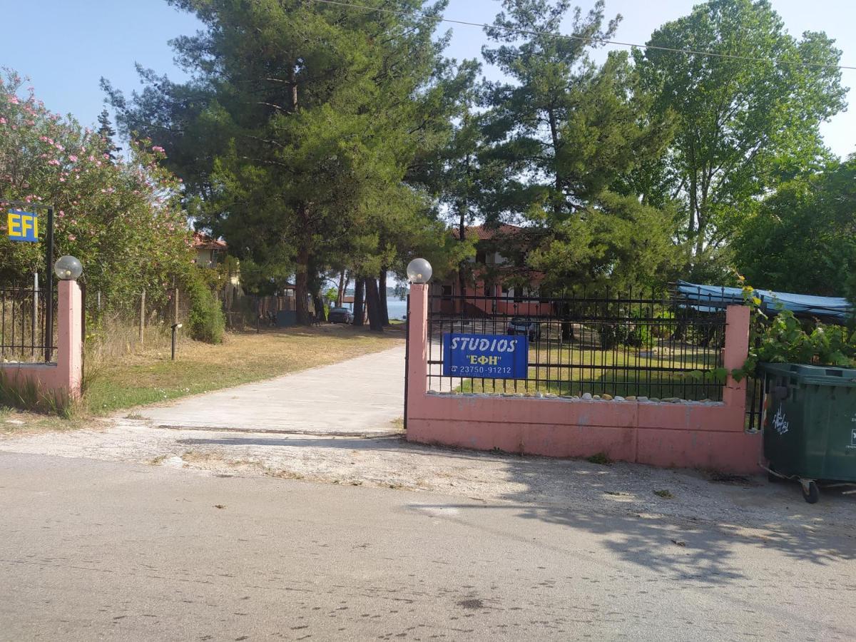 Studios Efi Beach Вурвуру Экстерьер фото