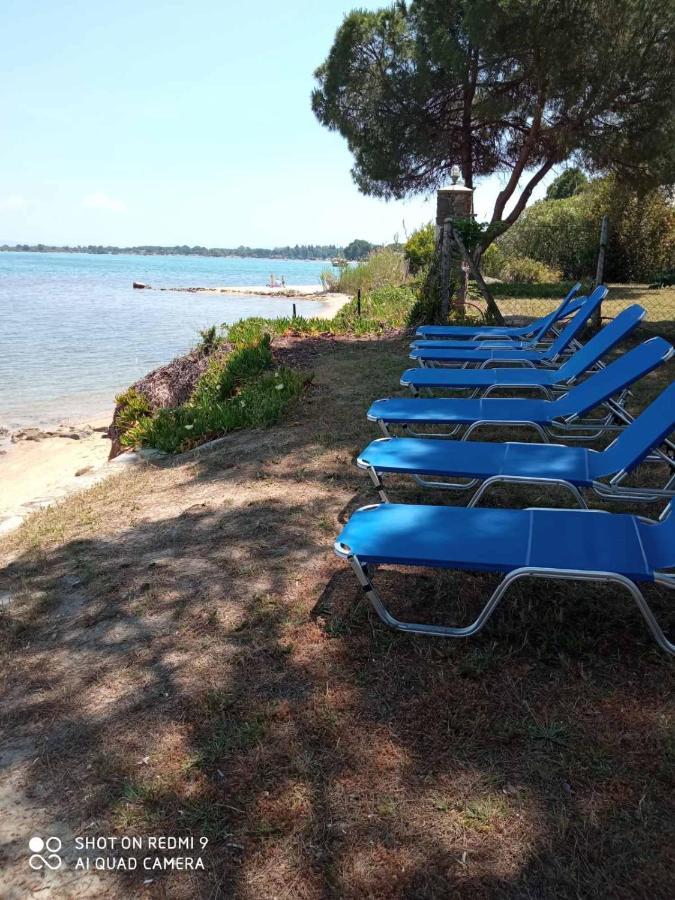 Studios Efi Beach Вурвуру Экстерьер фото