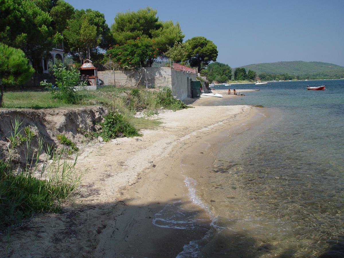 Studios Efi Beach Вурвуру Экстерьер фото